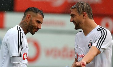 Beşiktaş sağanak yağmur altında çalıştı