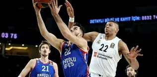 Anadolu Efes deplasmanda güldü!
