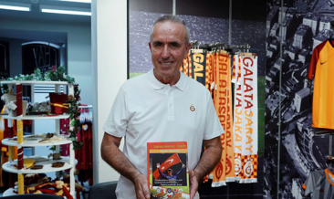 Galatasaray efsanesi Simovic taraftarlarla buluştu