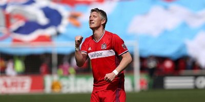 Schweinsteiger golle başladı