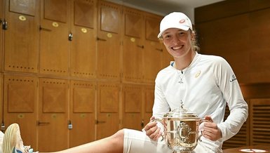 Iga Swiatek üst üste ikinci kez yılın kadın tenisçisi seçildi