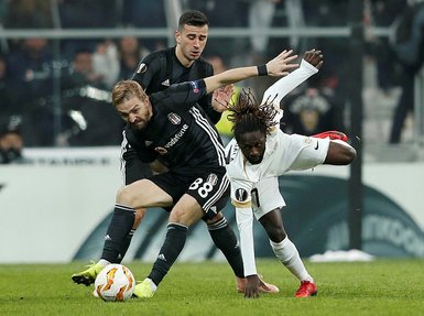 Beşiktaş nerede yanlış yapıyor? Yönetim ve Güneş...