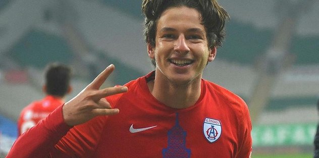 Son Dakika Transfer Haberi Trabzonspor Dan Enis Destan Icin Son Teklif Fotomac