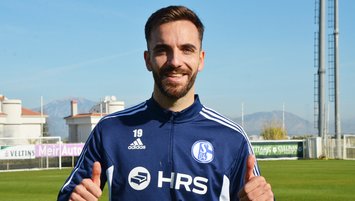 Schalke'nin kahramanı Kenan Karaman!
