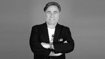 Duayen spiker Sabri Ugan hayatını kaybetti