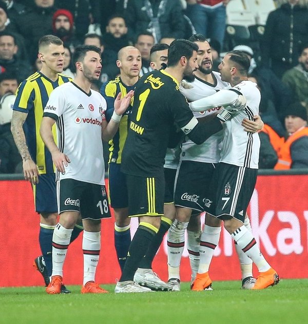 Alper ve Volkan kadro dışı!