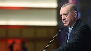 Başkan Recep Tayyip Erdoğan dünya şampiyonu Mete Gazoz'u tebrik etti
