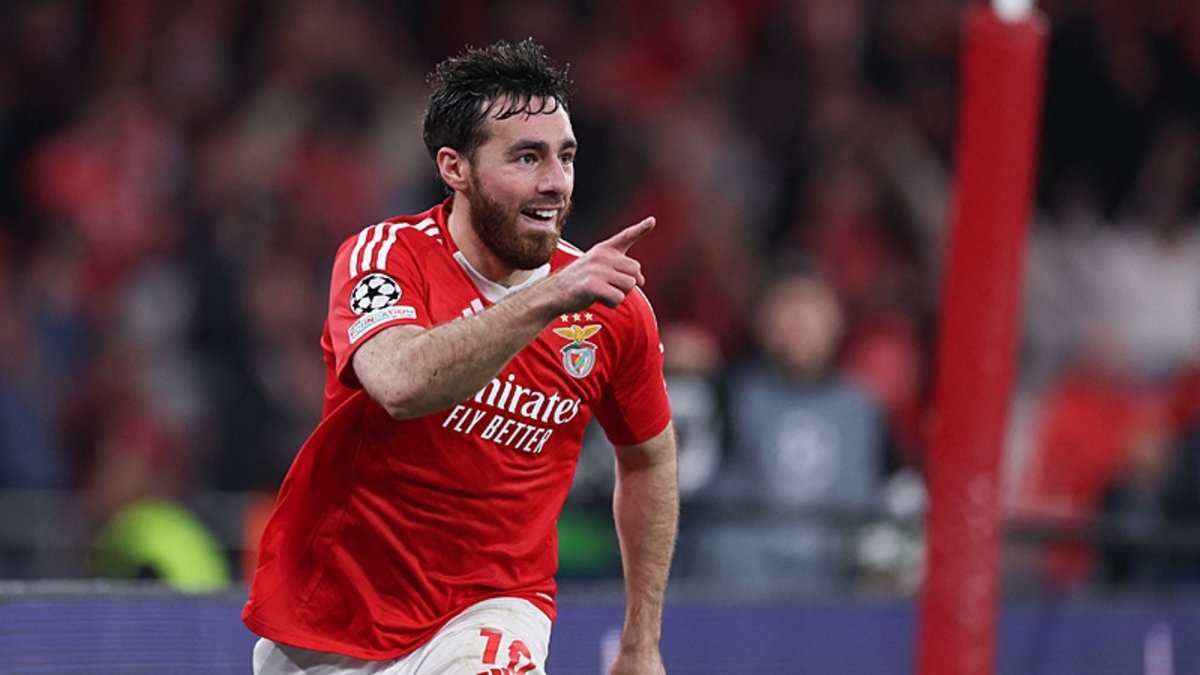 Orkun Kökçü UEFA Şampiyonlar Ligi'nde haftanın takımına seçildi! Orkun Kökçü UEFA Şampiyonlar Ligi'nde haftanın takımına seçildi!