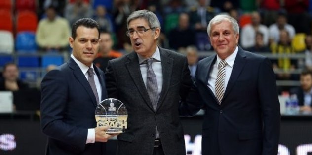 Euroleague'de yılın koçu Dimitris Itoudis