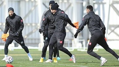 Konyaspor'da Jesse Sekidika şoku