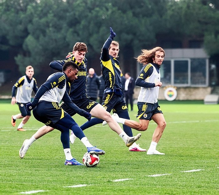 fenerbahce-erzurumspor-fk-canli-izle-ne-zaman-saat-kacta-hangi-kanalda-1770272699870.jpeg Fenerbahçe-Erzurumspor maçı saat kaçta?