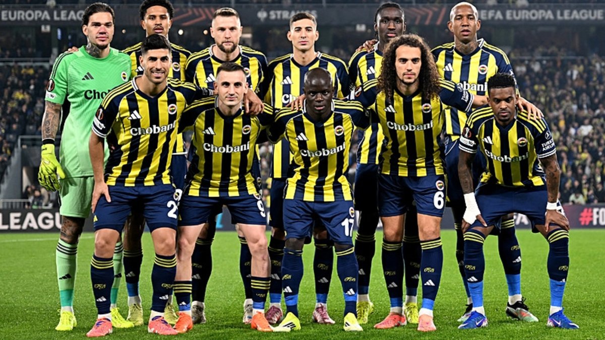 Fenerbahçe'de o futbolcunun sezon sonu gideceği takım şimdiden belli oldu!