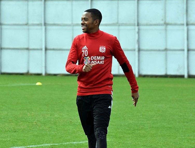Galatasaray Sivasspor unn Brezilyalı oyuncusu Robinho'yu alacak