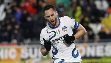 Hakan Çalhanoğlu attı Inter kazandı!