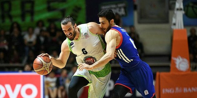 Tahincioğlu Basketbol Süper Ligi play-off: Anadolu Efes: 94 - TOFAŞ: 88