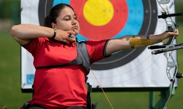 Merve Nur Eroğlu'na büyük onur