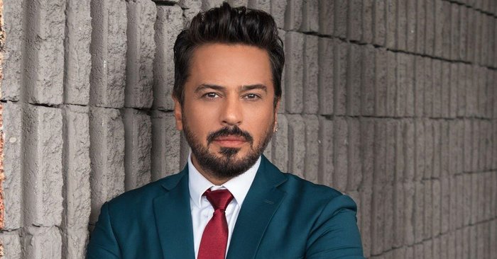 yali-capkini-orhan-kimdir-emre-altug-kimdir-nereli-kac-yasinda-meslegi-ne-1664373007709.jpeg