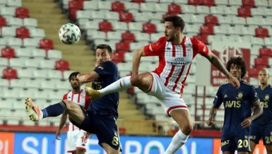 Vuramıyorsan vurdurma