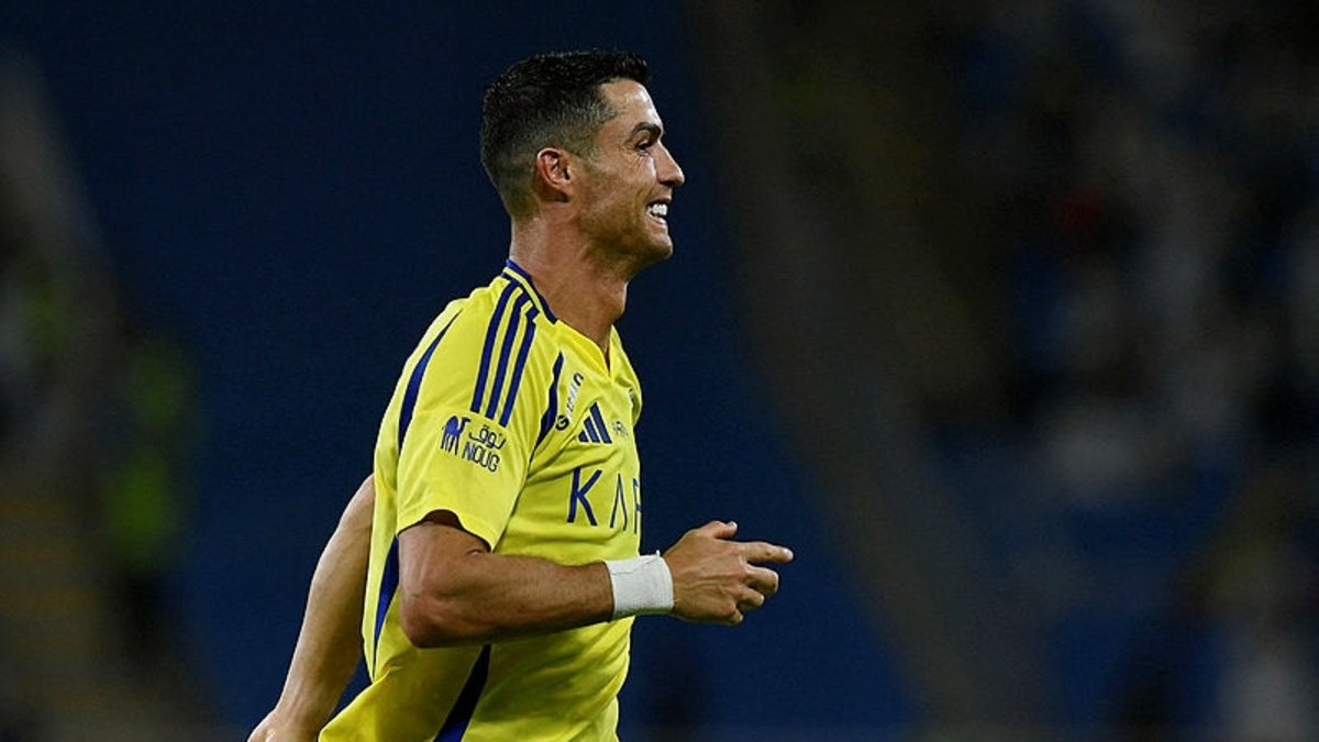 Cristiano Ronaldo'dan enfes frikik golü!