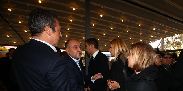 Cenazede Bulustular Son Dakika Fenerbahce Haberleri Fotomac