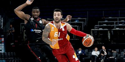 Galatasaray Odeabank, sezonun ilk maçında Gaziantep Basket’i parkeden sildi