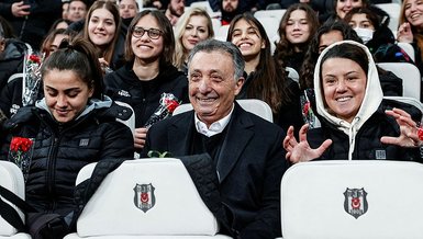 Alkışlar Dişi Kartallar’a