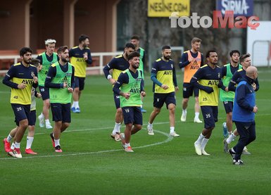 Operasyon başladı! Başakşehir’in 2 yıldızı Fenerbahçe’ye
