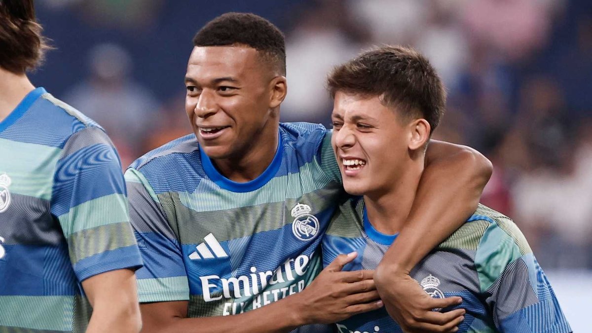 Avrupa'da gündem Arda Güler-Kylian Mbappe işbirliği! 'İlk görüşte aşk' Avrupa'da gündem Arda Güler-Kylian Mbappe işbirliği! 'İlk görüşte aşk'