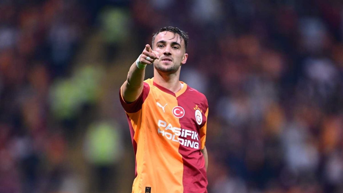 Yunus Akgün kampa girdi