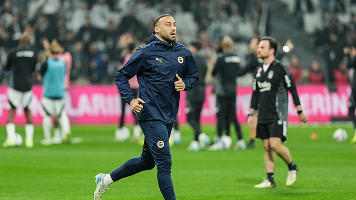 Beşiktaş tribünlerinden Cenk Tosun'a tepki!