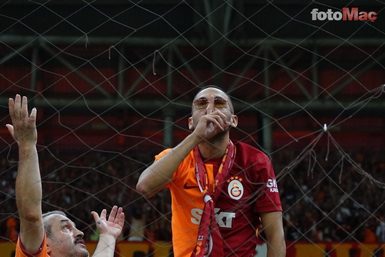 Galatasaray'a FIFA tesellisi! Ziyech...