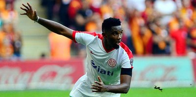 Eto'o İspanya yolcusu