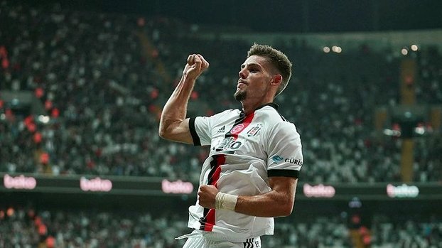 Beşiktaş Adana Demirspor maçında Montero Süper Lig’deki ilk gol sevincini yaşadı