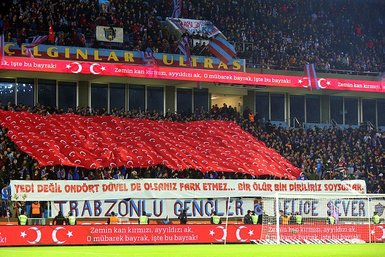 Trabzon tribünerinden tüm dünyaya mesaj