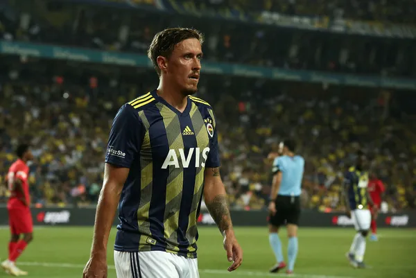 Fenerbahçe'de corona virüsüne yakalanan futbolcunun Max Kruse olduğu iddia edildi - 1