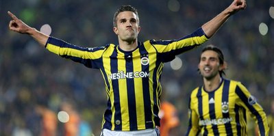 Paslar Van Persie’ye