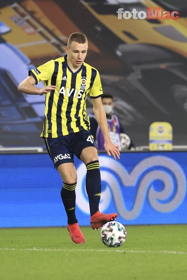 Fenerbahçe’nin yeni transferi Attila Szalai sosyal medyayı salladı!