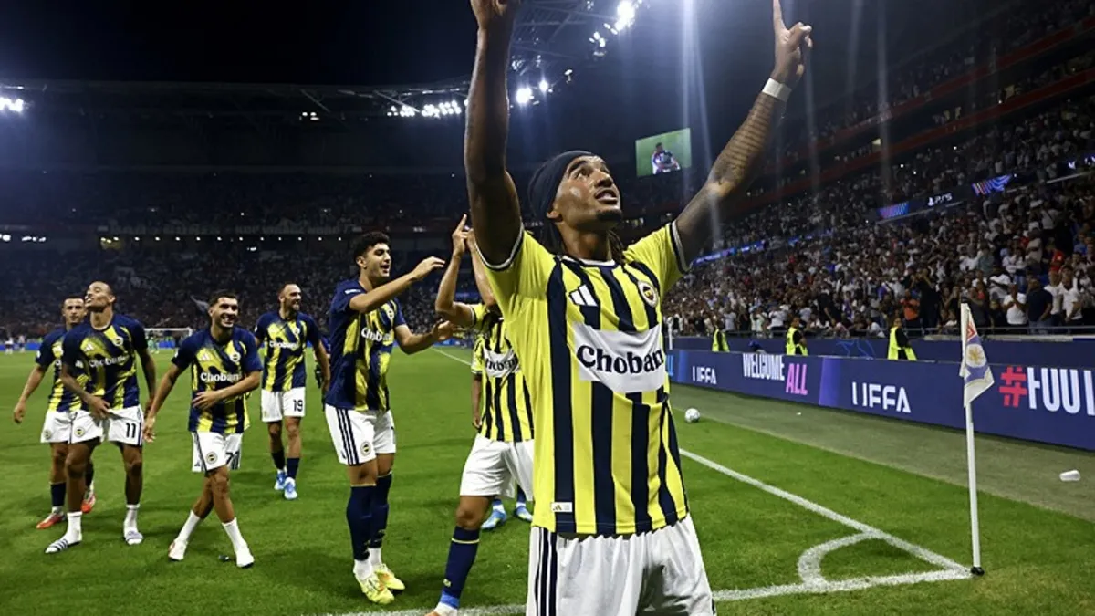 Archie Brown siftah yaptı