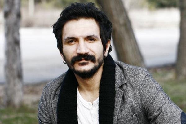 yildizlar-bana-uzak-oyunculari-resimli-yildizlar-bana-uzak-oyunculari-ve-karakterler-1699427597181.jpeg