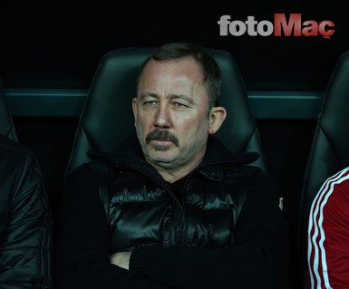 Süper Lig'in devleri transfer yarışına girdi! Göztepe'nin yıldızları...
