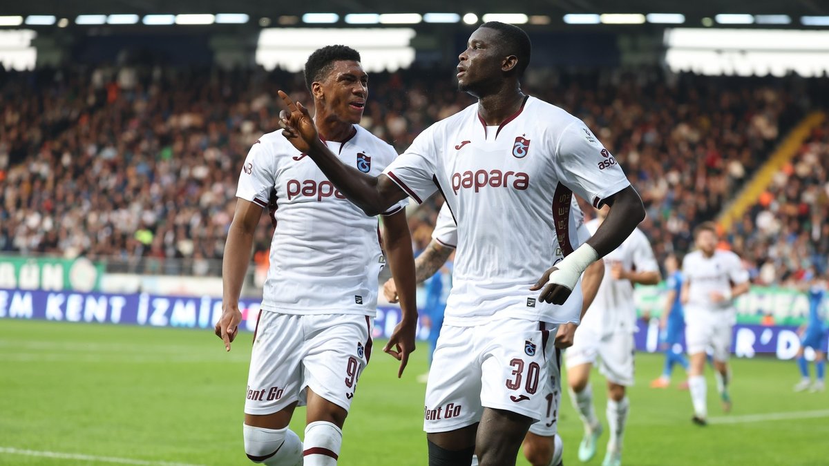 TRABZONSPOR HABERİ: Augusto ve Onuachu ikilisi can yakıyor! İşte ilk 9 haftadaki istatistikleri TRABZONSPOR HABERİ: Augusto ve Onuachu ikilisi can yakıyor! İşte ilk 9 haftadaki istatistikleri