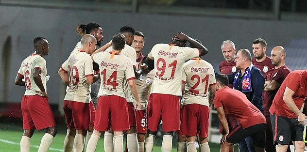 Galatasaray Floransa'da kayıp! Peki kim nasıl oynadı?