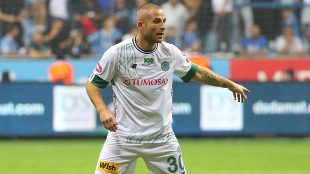 Konyaspor'da Gökhan Töre ile yollar ayrıldı