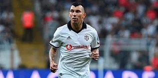 Beşiktaş’ta Medel çatlağı!