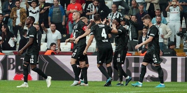 Beşiktaş 5 maçta zirveye ortak oldu