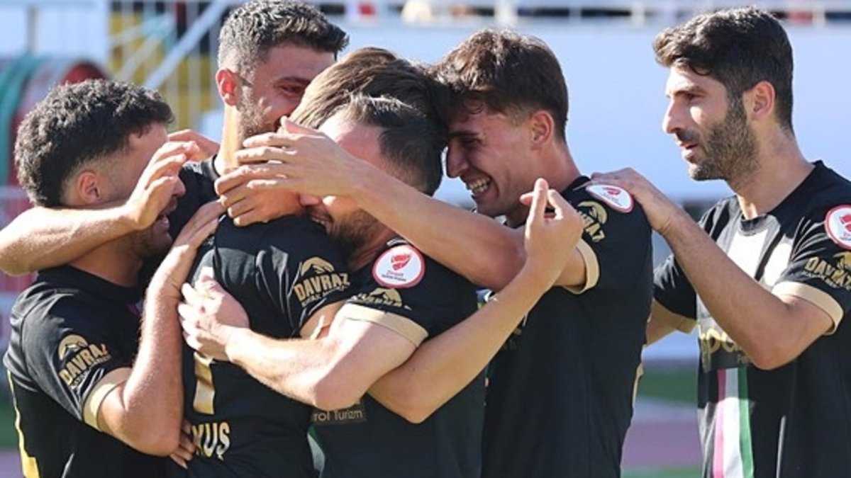 Dört dörtlük Ispartaspor