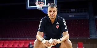 Milli takımdan ayrıldı