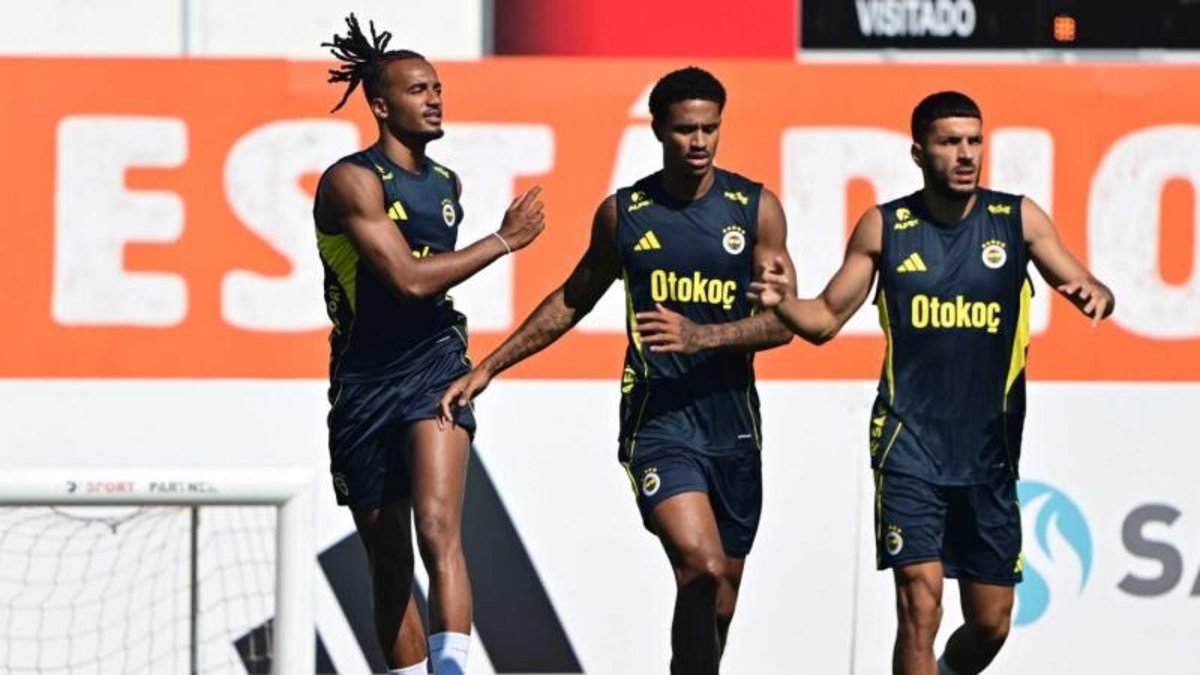 Fenerbahçe Jayden ve Brown ile vedalaşacak! İşte ikiliden kazanılması planlanan bonservis bedeli