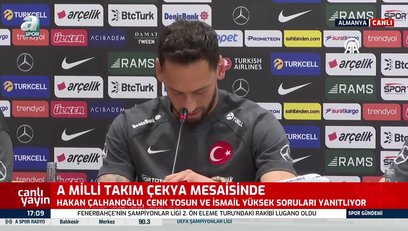 >Hakan Çalhanoğlu basın toplantısında duygulandı!