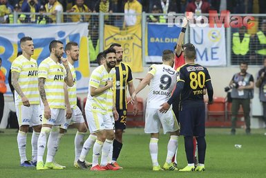 Fenerbahçeli yıldızdan şok sözler! ’Asla Beşiktaş’ta oynamam’